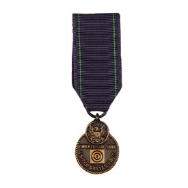 Pistol Marksmanship Mini Medal