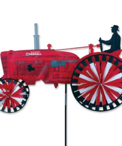 International Harvester Tractor Spinner 43"