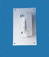 cylinder-wall-mounted-cleat-box-clear-2