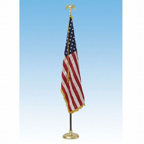 8' Presentation Set W/ 3'x5' US Flag