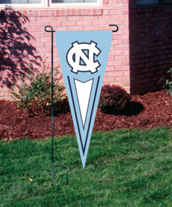 N Carolina Yard Pennat 34"x14"