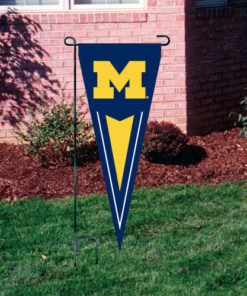 Michigan Yard Pennant 34"x14"